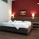 Perandor 4*