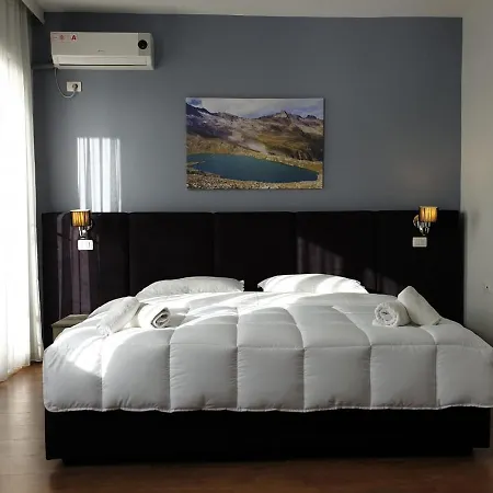 Perandor Hotel Durrës