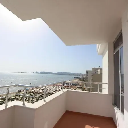 Perandor Hotel 4*