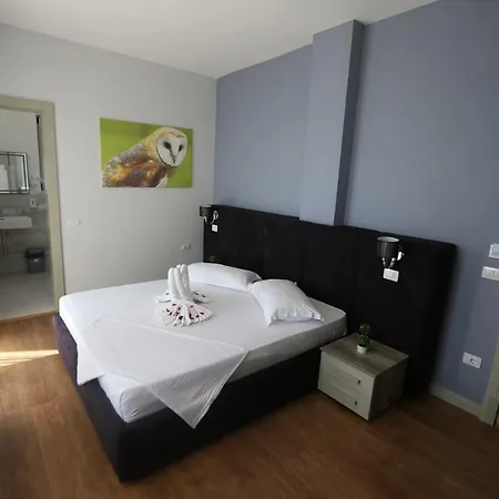 Perandor 4*