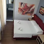 Hotel Perandor Durrës