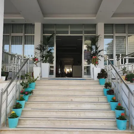 Hotel Perandor 4*