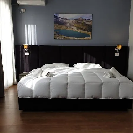 Hotel Perandor Durrës