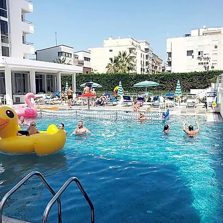 Perandor 4*