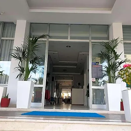 Perandor Hotel Durrës
